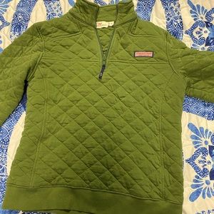 Vineyard vines pull over!